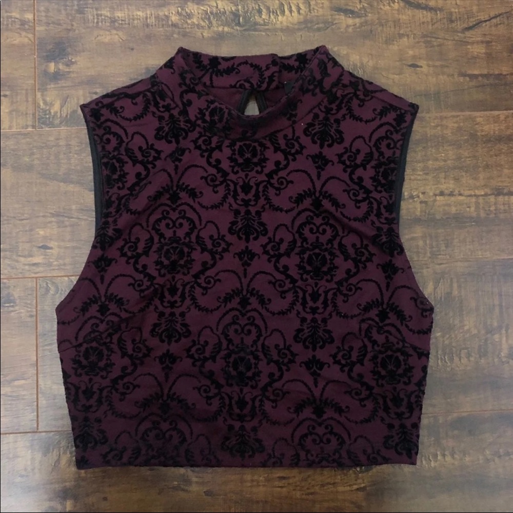 Maroon crop top